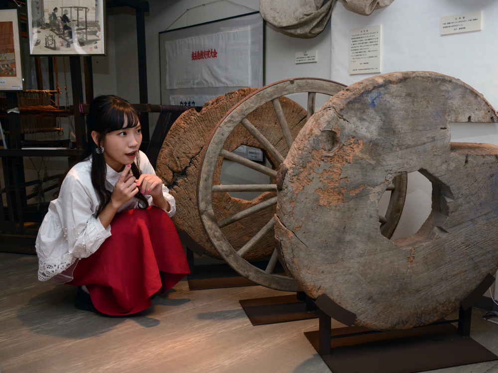 甘楽町歴史民俗資料館に展示中の大八車の車輪
